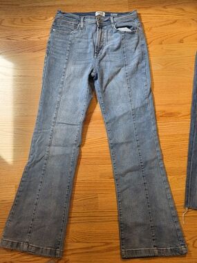 Kensie Savannah High Rise Flare Jeans (8/29)